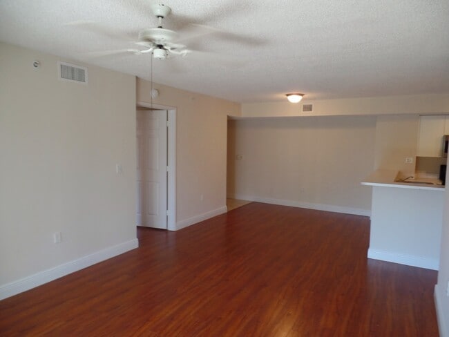 Building Photo - 3844 Lyons Rd