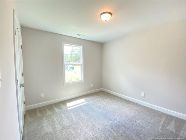 Building Photo - 529 Hamlet Dr
