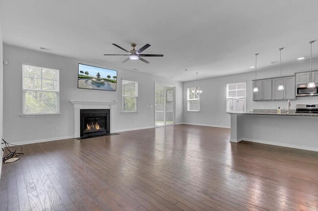 Building Photo - 129 Nolin Rd