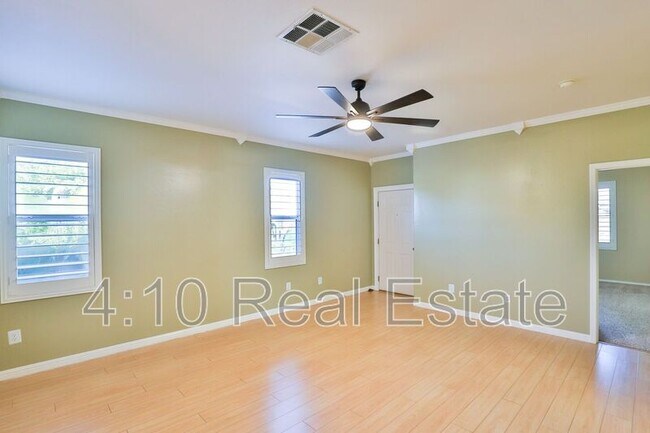 Building Photo - 2695 E Harrison Ct