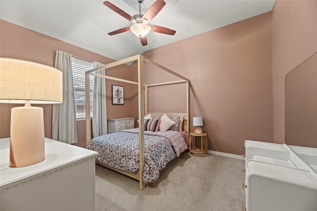Building Photo - 9019 Stanley Oak Dr