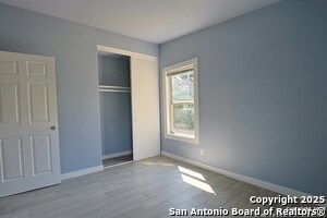 Building Photo - 111 Grasmere Ct