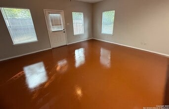 Building Photo - 5602 Golf Mist