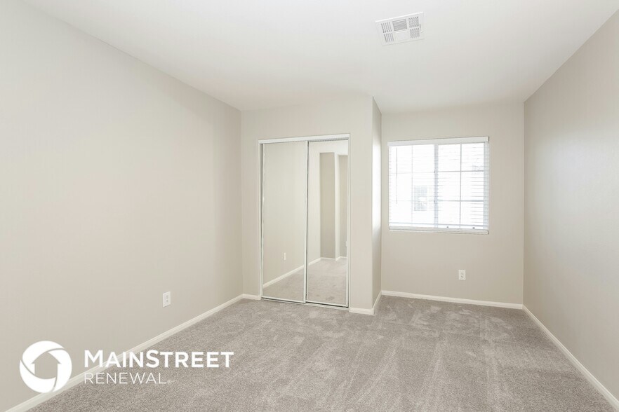 Building Photo - 2929 Sapphire Sands Ct
