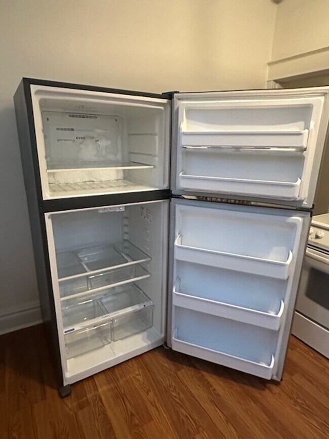 Building Photo - 2209 Rivermont Ave