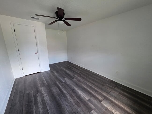 Building Photo - 10015 Porto Rico Rd