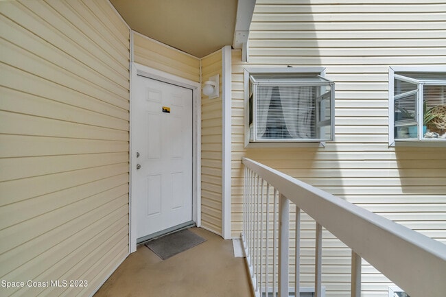 Primary Photo - 1801 Island Club Dr
