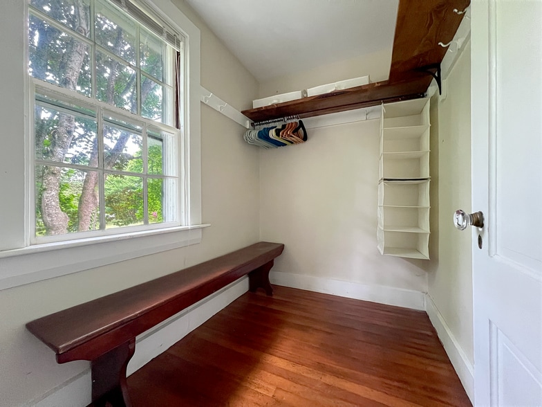 Bedroom #1 - 1B Church St
