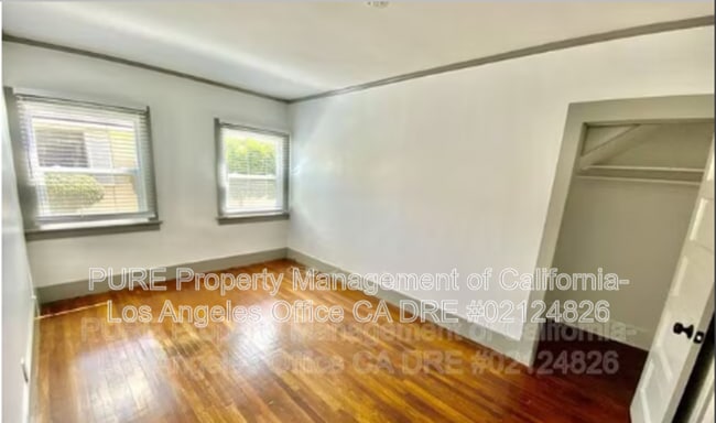 Building Photo - 1734 Cabrillo Ave