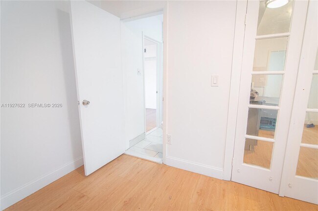 Building Photo - 2575 SW 59th Ave