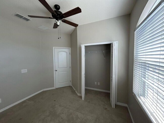 Building Photo - 2882 Running Brook Cir