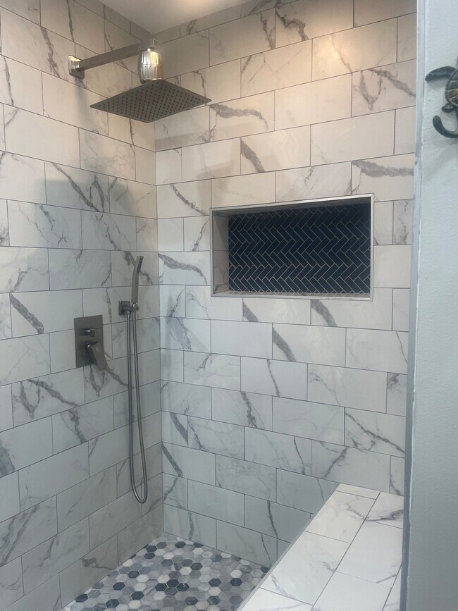 Building Photo - 47 Arabian Dr