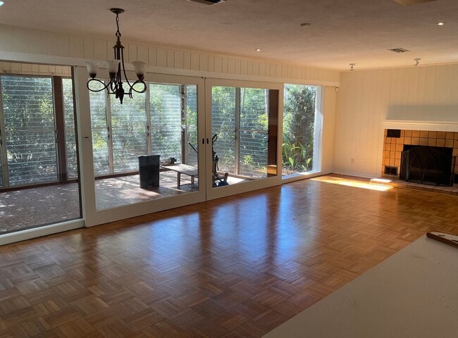 Building Photo - 3 Bed/ 3 bath Home in Duckpond