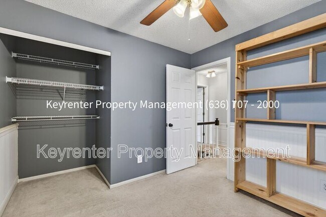 Building Photo - 971 Whispering Ridge Ln