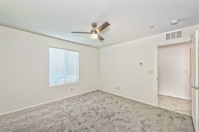 Building Photo - 624 Sedum Ave.