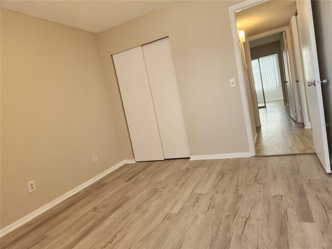 Building Photo - 2456 Ecuadorian Way