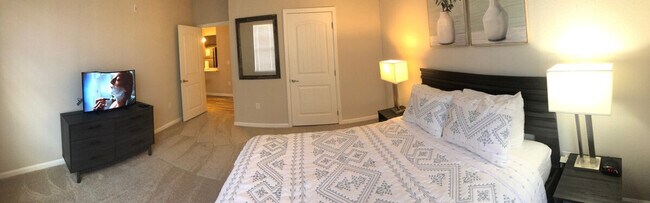 Building Photo - 1526 Millspring Dr