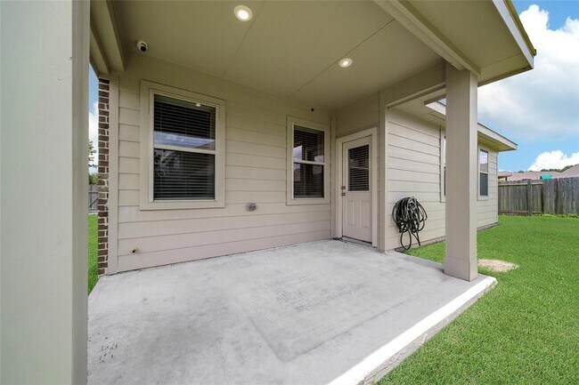 Building Photo - 18616 Birch Orch Ct
