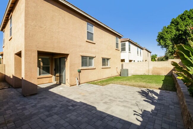 Building Photo - 8453 E Keats Ave