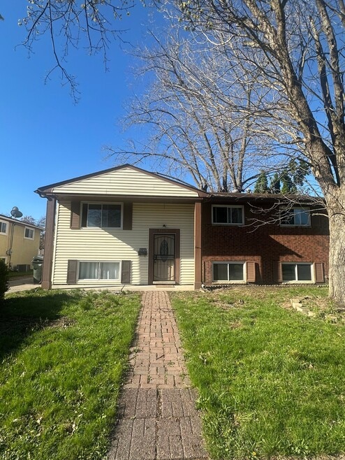 Building Photo - 5089 Jameson Dr