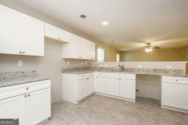 Building Photo - 7287 Walton Hl