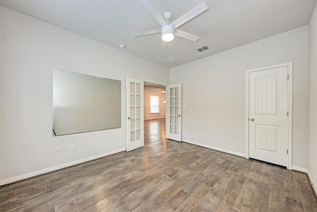 Building Photo - 146 Rock Cliff Ct