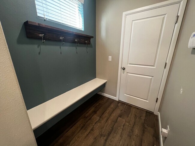 Building Photo - Updated 4 Bedroom Lacey/Hawks Prairie Home for Rent