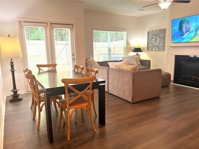 Building Photo - 4157 Spg Vly Cir