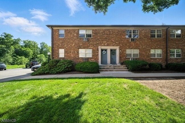 Building Photo - 19 Savage Rd