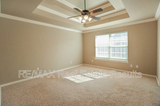 Building Photo - 6303 S 37th St