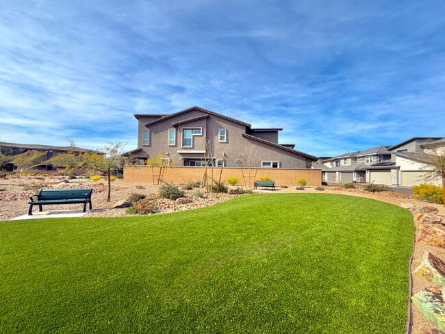 Building Photo - 3 Bedroom Townhome for Rent in Cadence Henderson | Solar Home | Master-Planned Community Near Las...