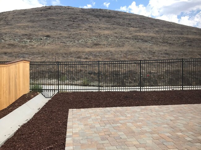 Building Photo - Spacious Home - Newer Build TOSCANO Neighb...