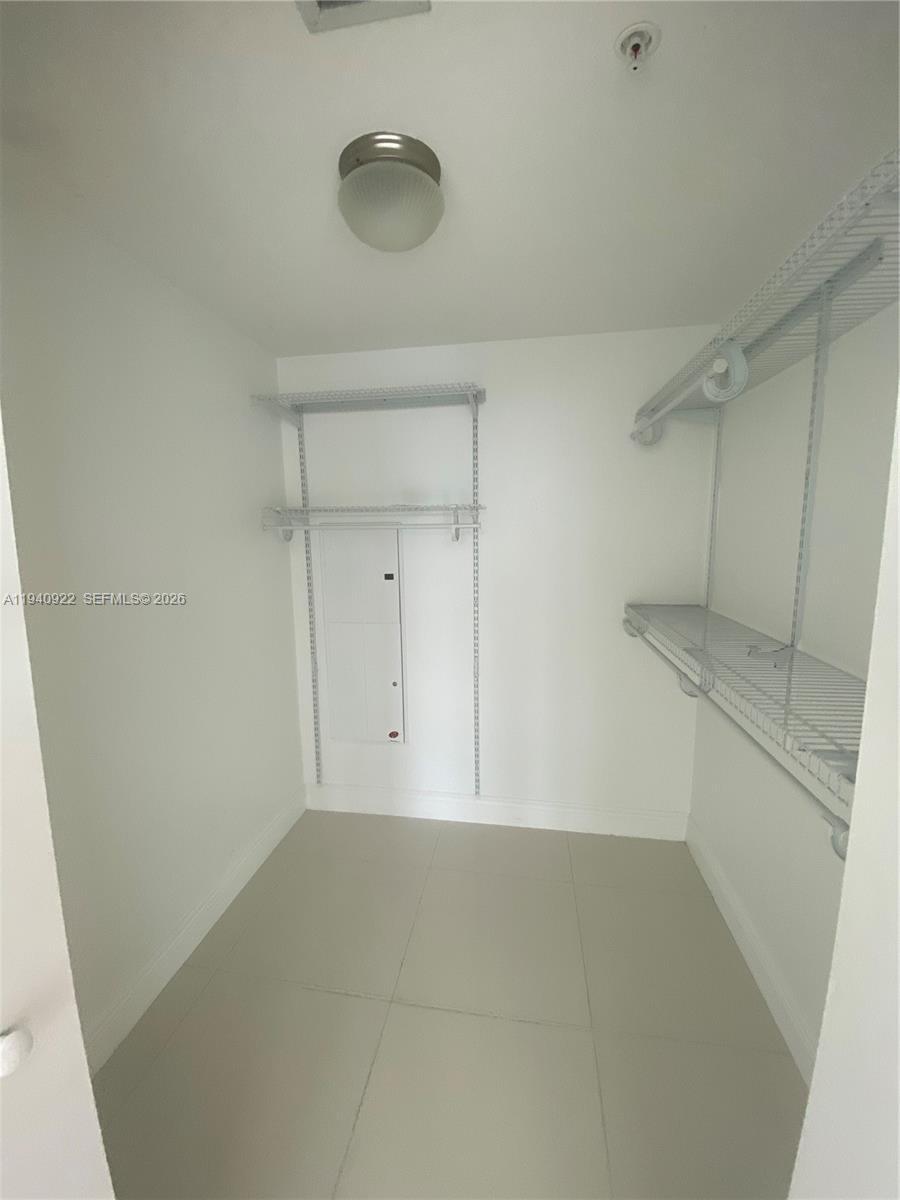 Building Photo - 185 SW 7th St