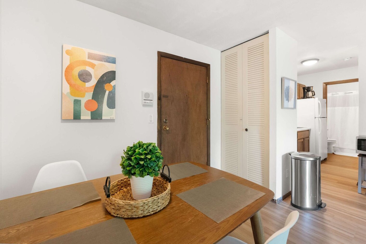 Building Photo - 2601 University Ave