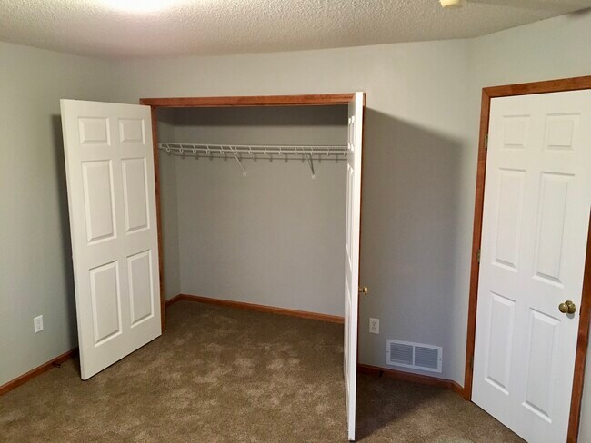 Building Photo - 23512 W 73rd St