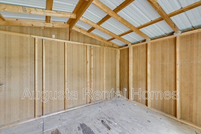 Building Photo - 3606 Cameron Dr