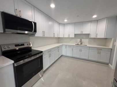Building Photo - 4032 Hoku Ave