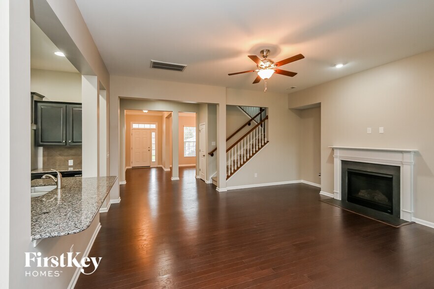 Building Photo - 3616 Conner Glenn Dr