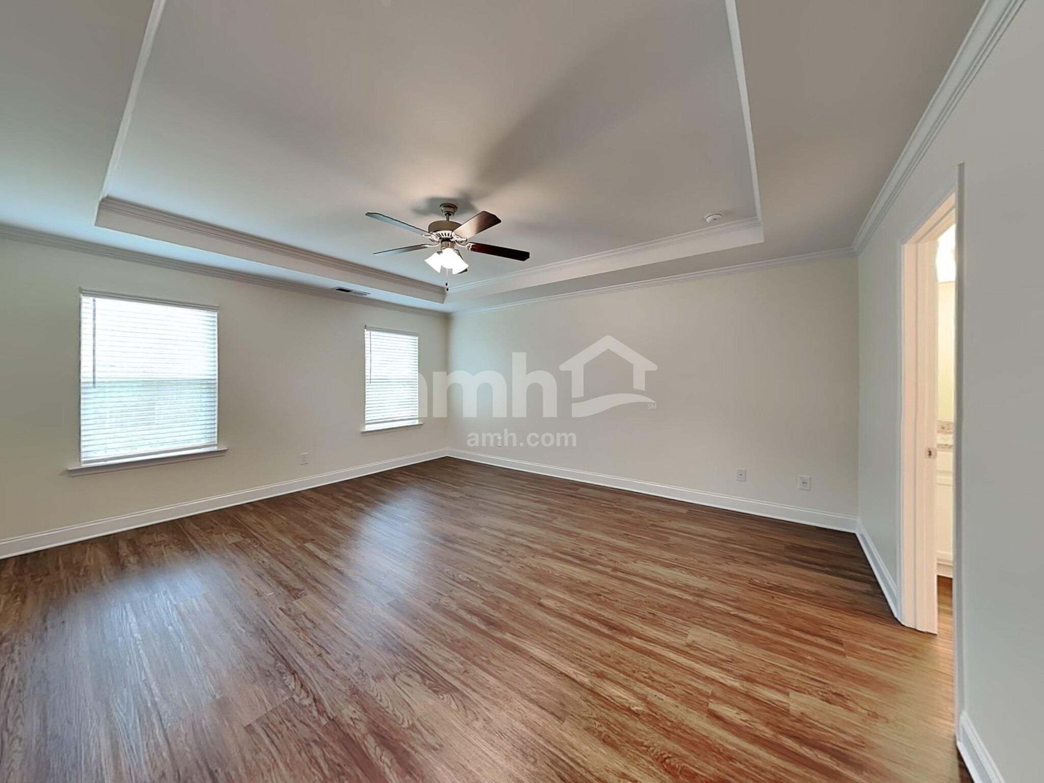 Building Photo - 241 Lake Vista Dr