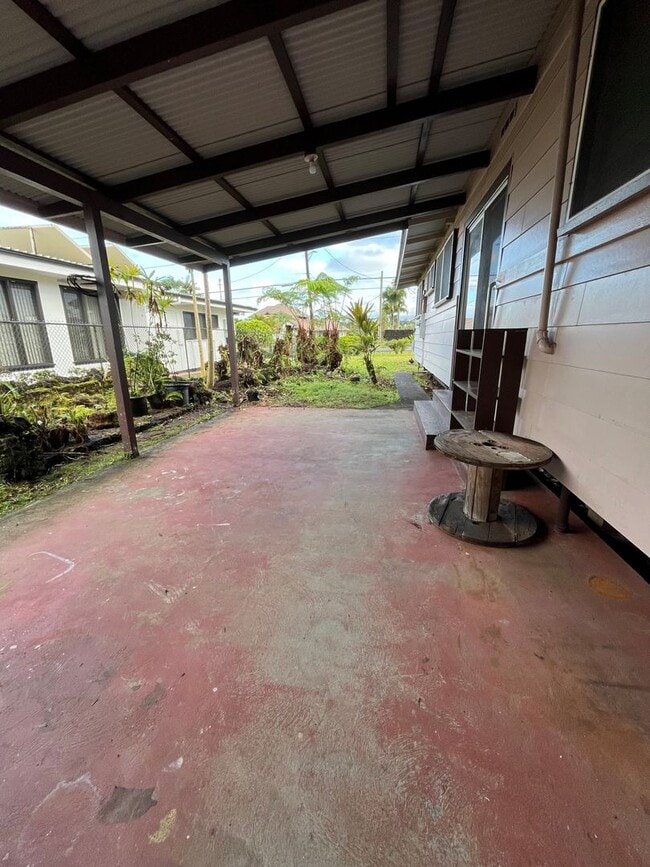 Building Photo - 6 Hanohano St