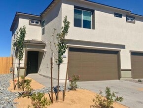 Building Photo - 8839 Wolf Moon Dr