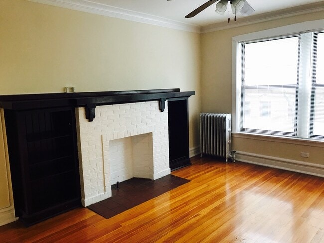 Building Photo - 1511 E 54th St