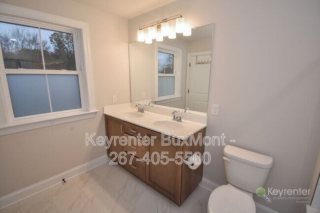 Building Photo - 320 Schadle Rd