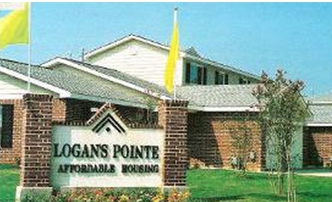 Primary Photo - Logan's Pointe