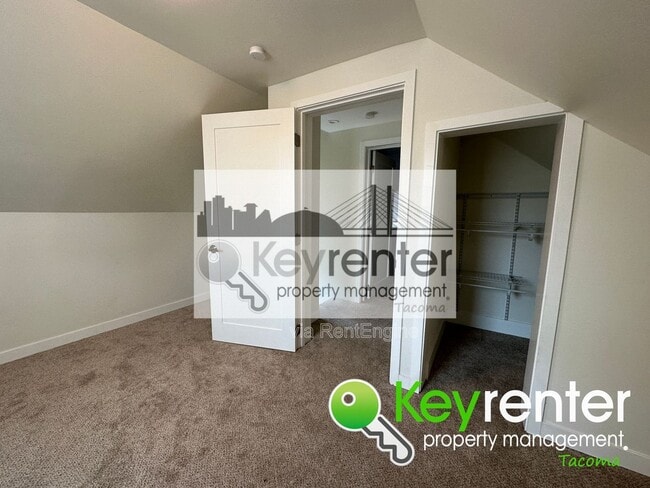 Building Photo - 1435 E 32nd St