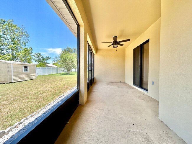 Building Photo - Designed for Living! 4beds, 2baths, attic ...