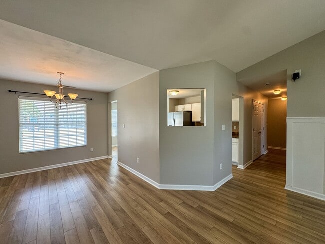 Building Photo - Charming 3 Bed 2 Bath Home in Hope Mills