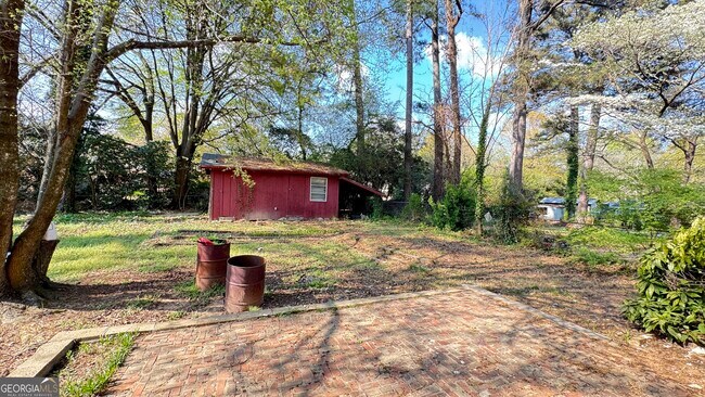 Building Photo - 723 Sheffield Rd