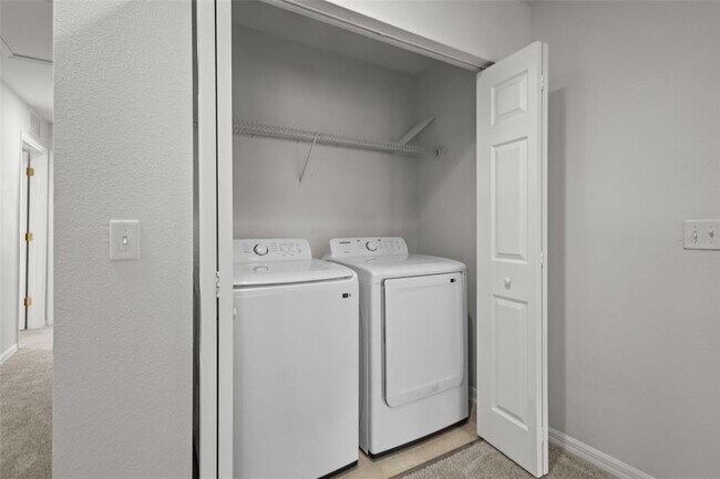 Building Photo - 2972 Royal Tuscan Ln