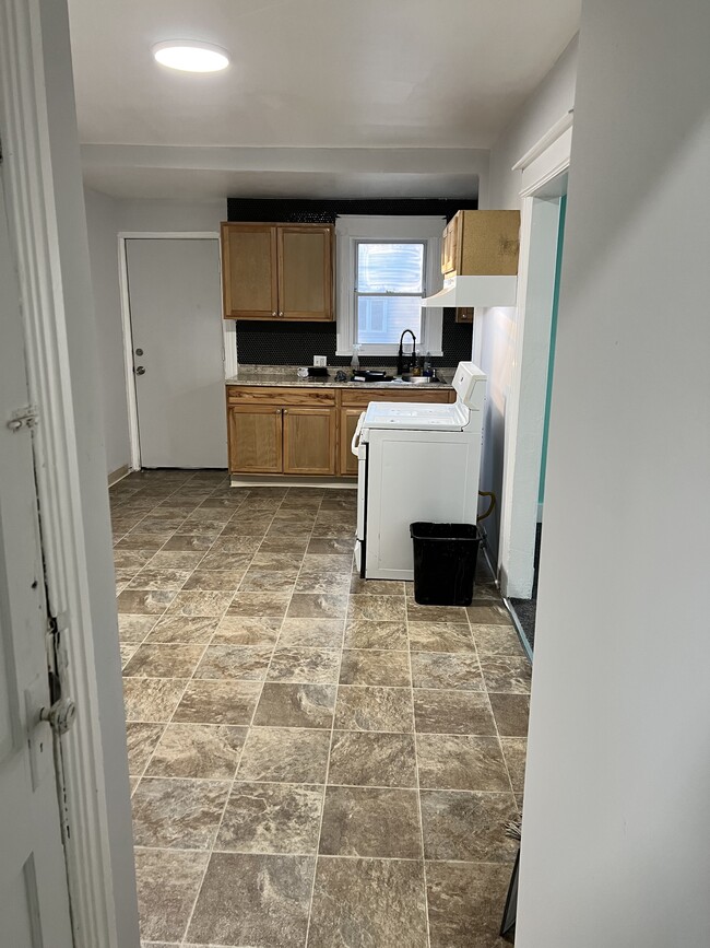 Kitchen - 17 Superior Ter